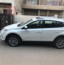 تۆیۆتا ڕاڤ 4